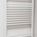 radiator-lydia-120×60-cm-wit-met-midden-onderaansl